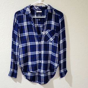 American Eagle Boyfriend fit blue flannel